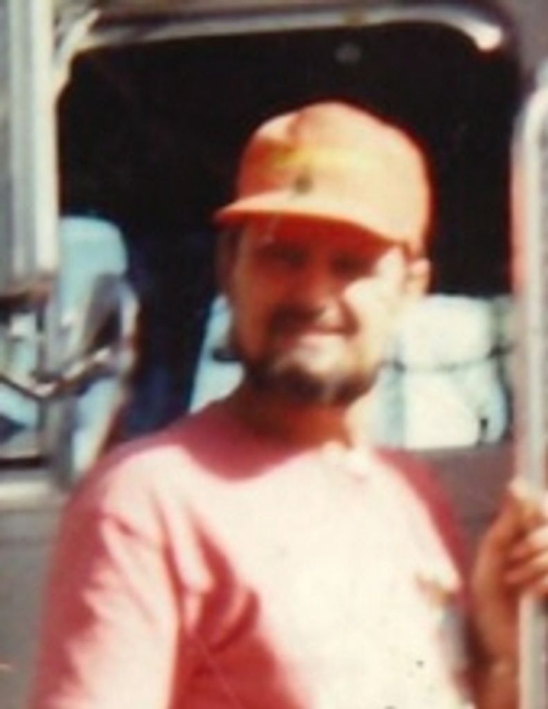 Eddie  Wayne "Bud"  Combs