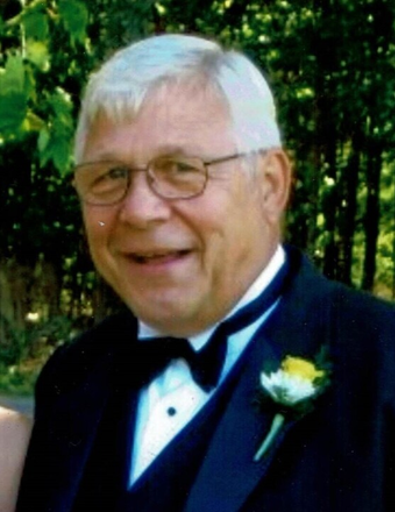 Robert  Joseph Lesinski