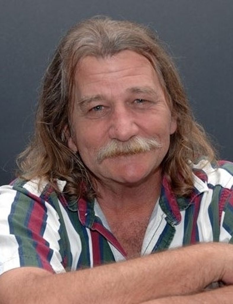 Robert (Sam) L Chamness Profile Photo