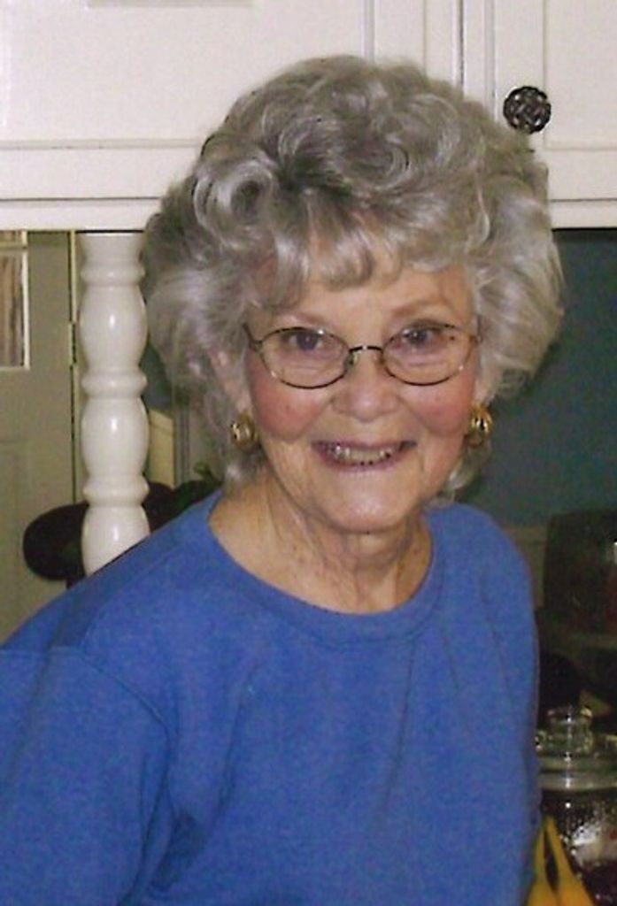 Lynne Kennelly
