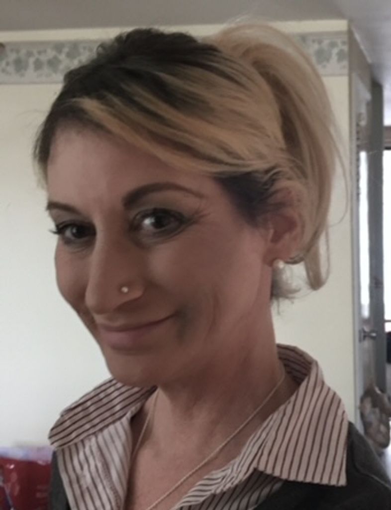 Pamela Reneyske-Julian Profile Photo