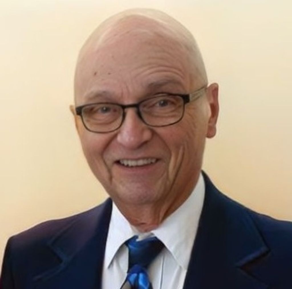 William Carl Ochs Profile Photo