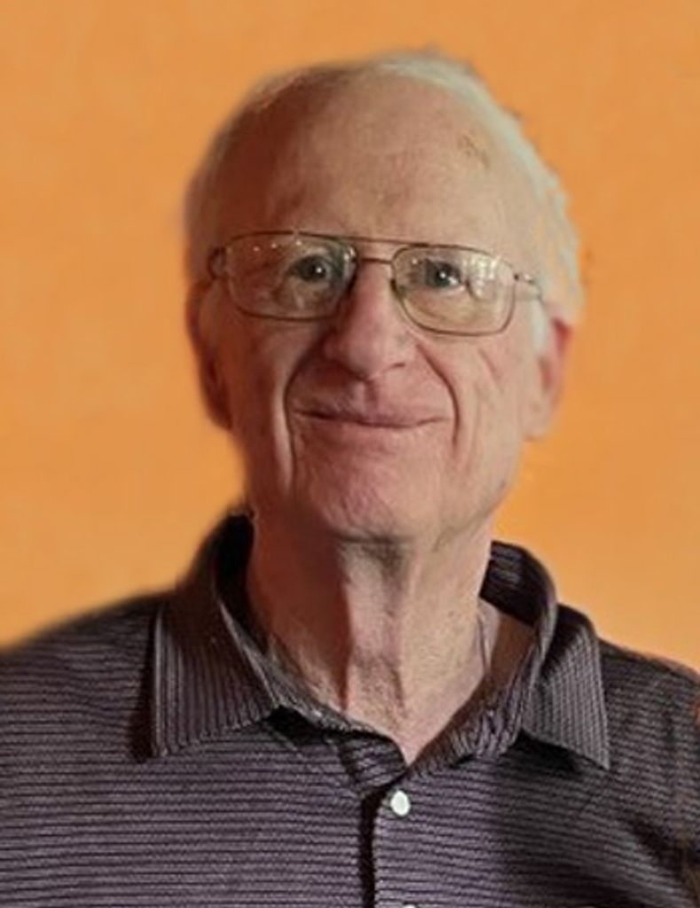 Daniel Lobur Rennard Profile Photo
