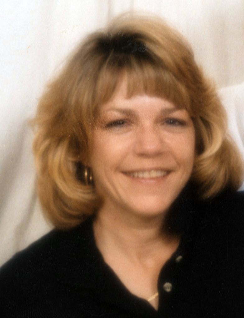 Michelle "Shelley" (Bybee)  Carhill
