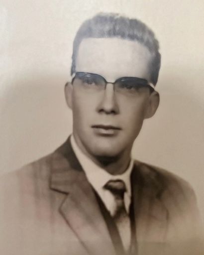 Elwood Courtney Spencer's obituary image
