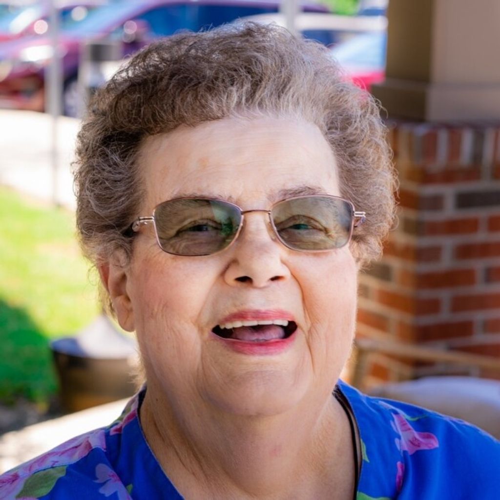 Barbara E. (Sifford)  Swartz