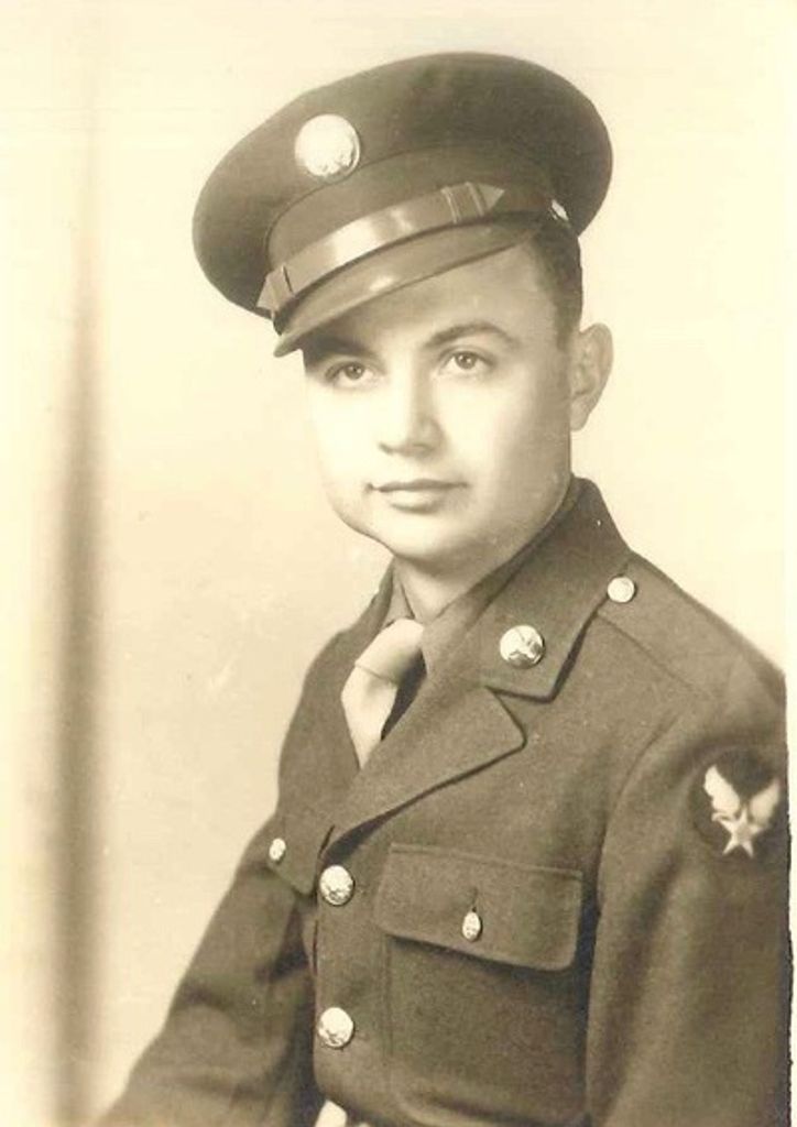 Lloyd E. Sneath Profile Photo