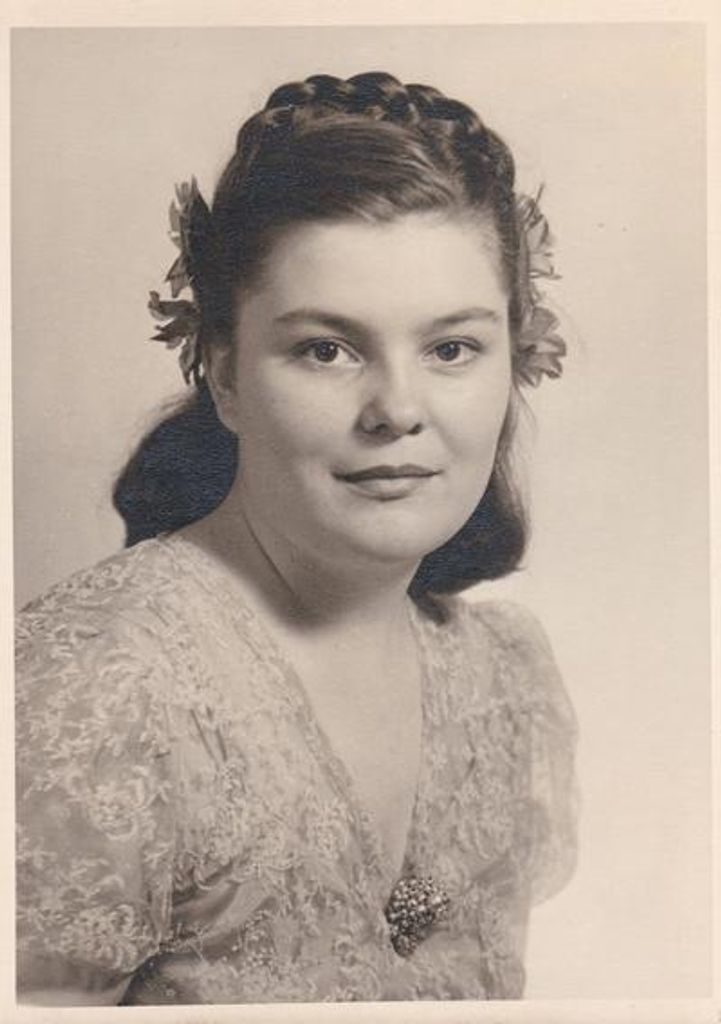 Helen Lord Rastiello Profile Photo