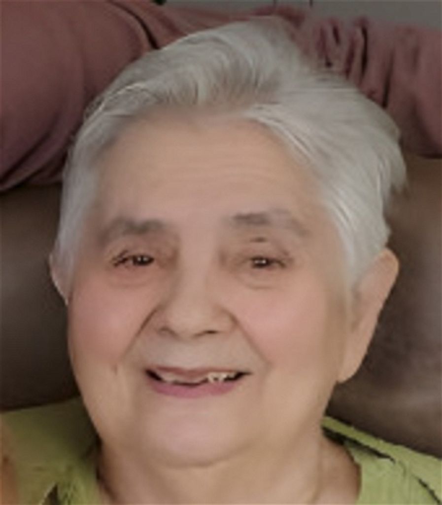 Caroljean Poulin Profile Photo