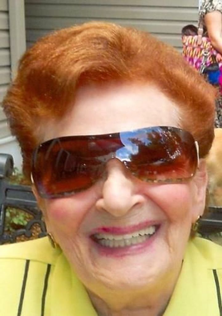 Mary Elizabeth McGuire Profile Photo