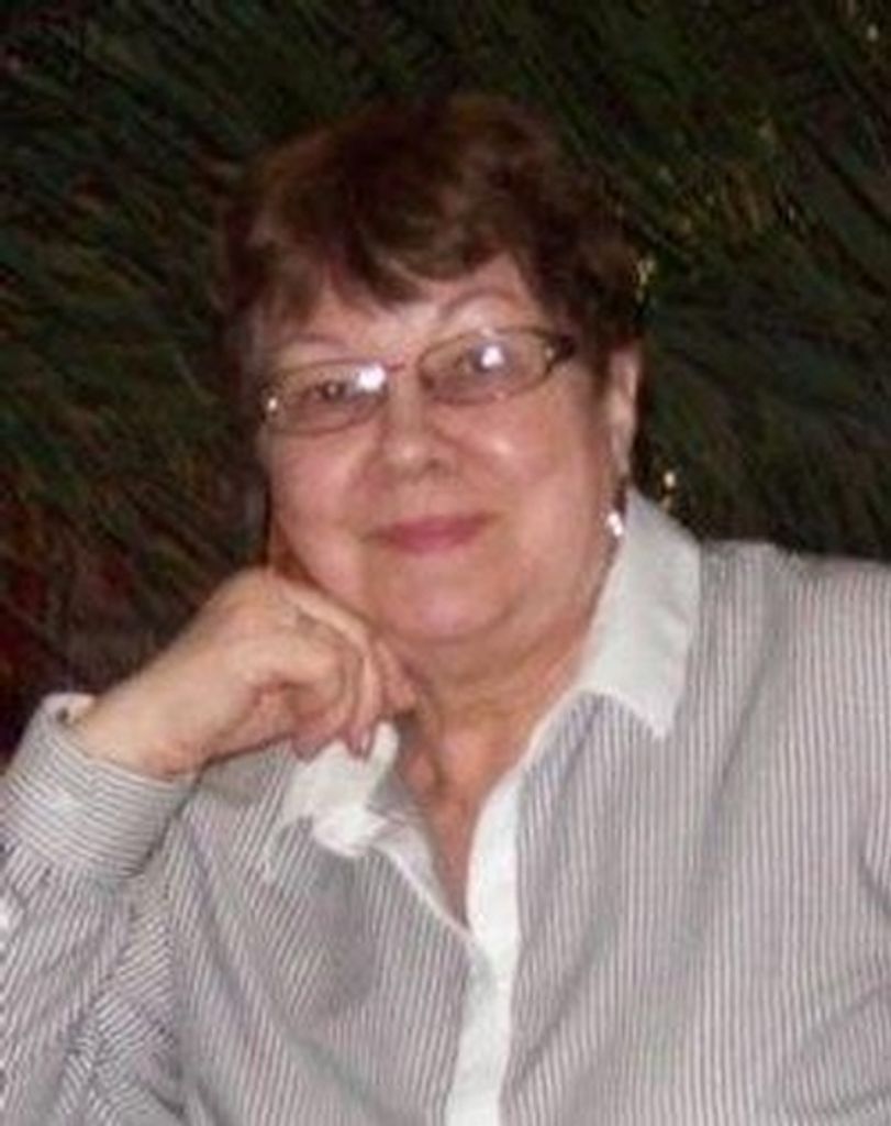Loraine Mirchich