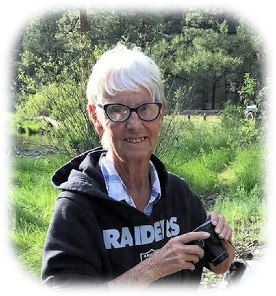 Sandra Seller Profile Photo