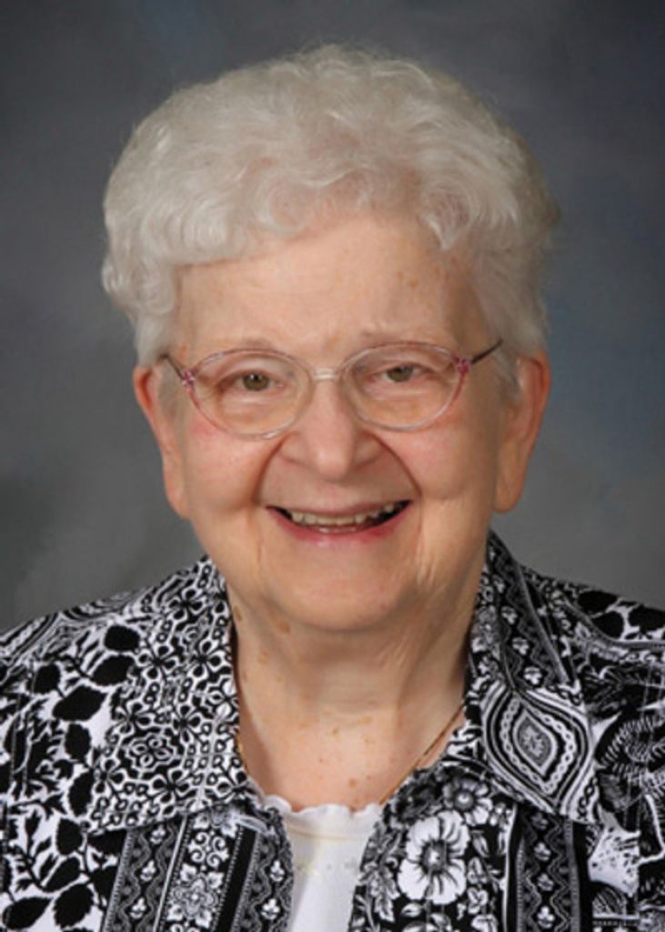 Sister Ernestina Molinari, Bvm Profile Photo
