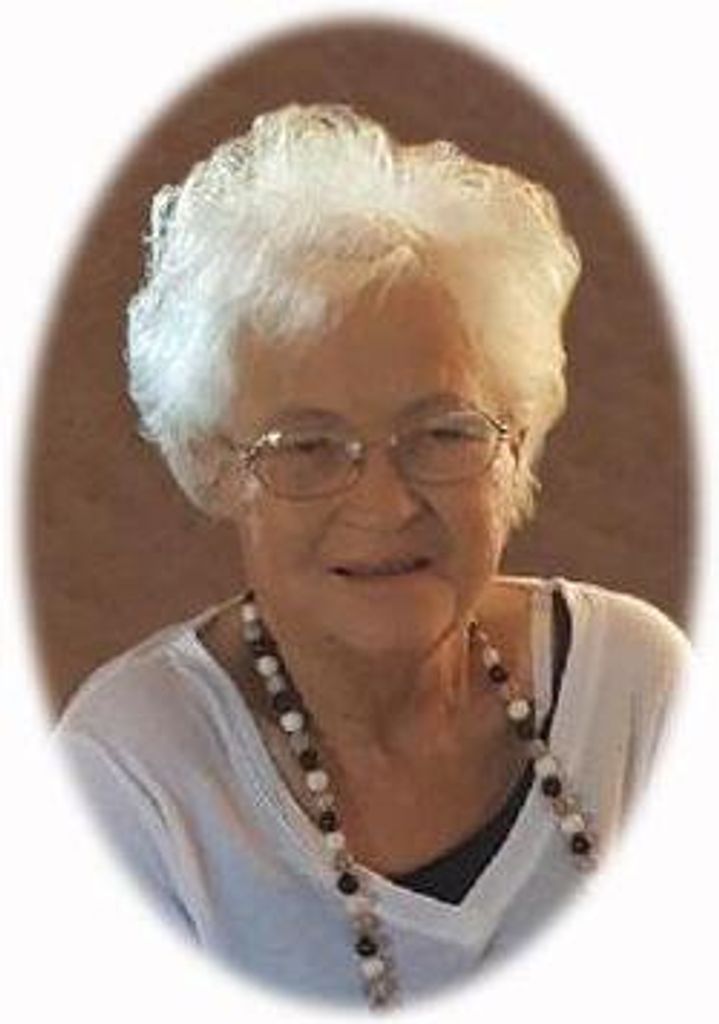 Evelyn E Calvert Profile Photo