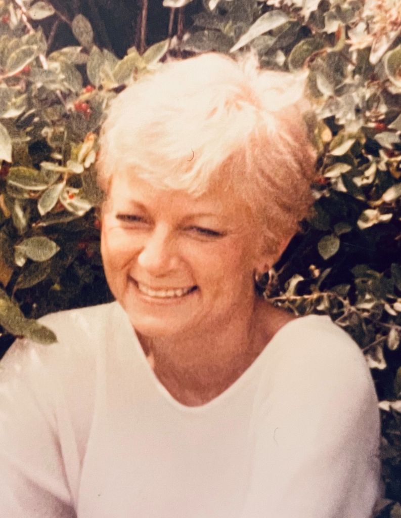 Suzanne Cole Profile Photo