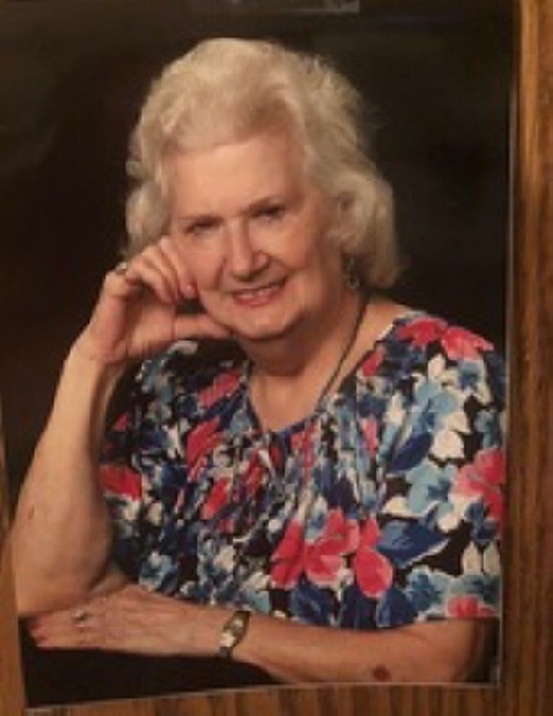 Elizabeth Joan Holcombe Profile Photo