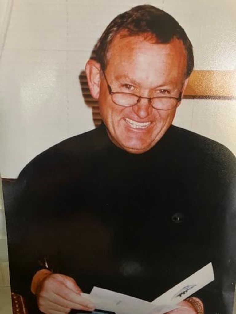 Earl Wayne Ray Profile Photo