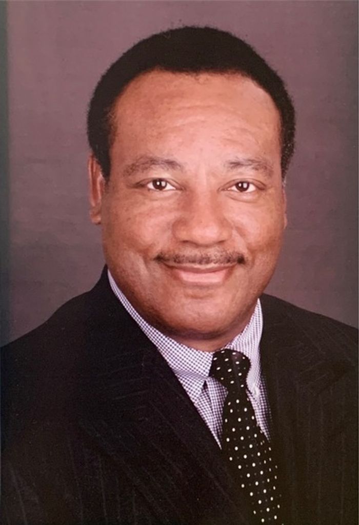 Robert Marcellus Willis Profile Photo
