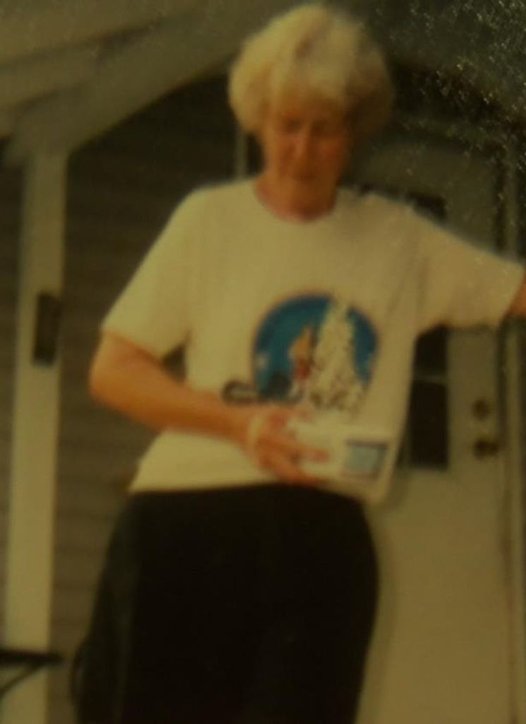 Wanda  May Broyles