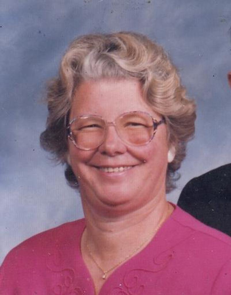 Lesley Campbell Profile Photo