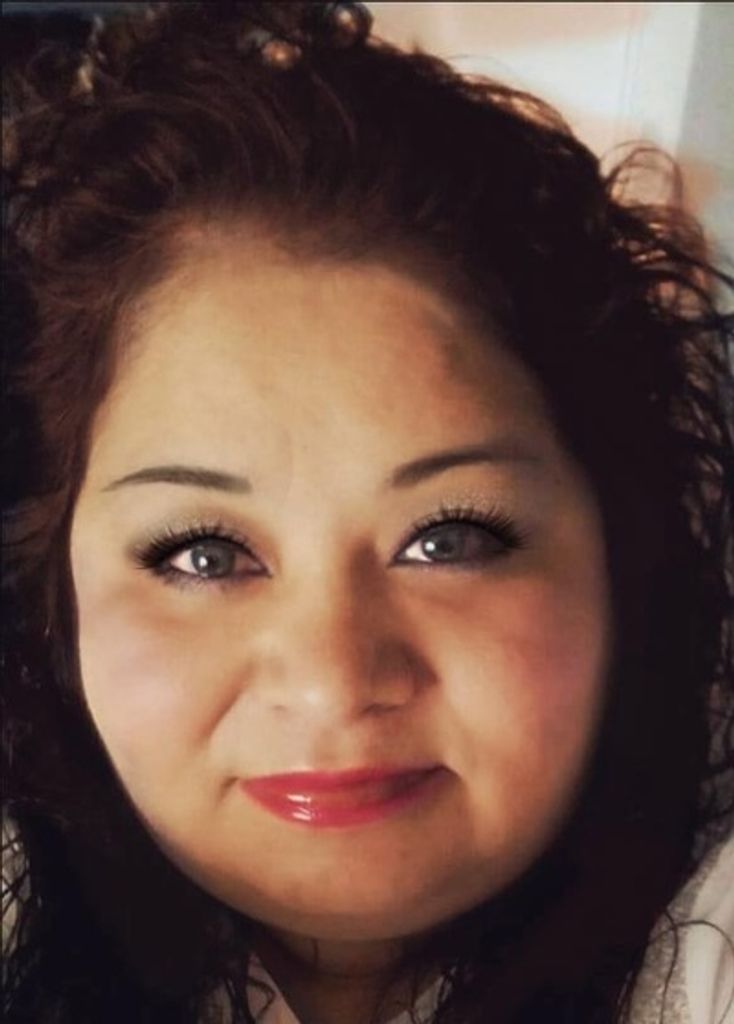 Viola Lugo Profile Photo