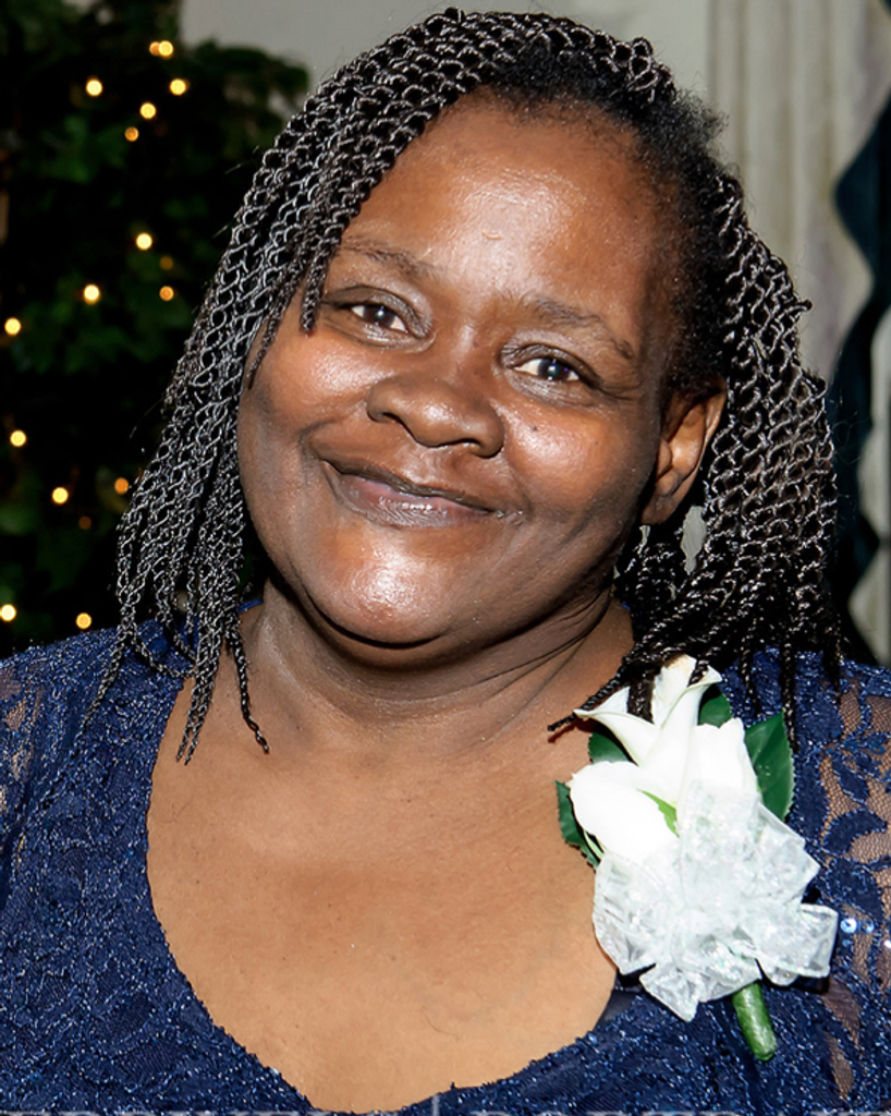 Simone Yvette Woodard