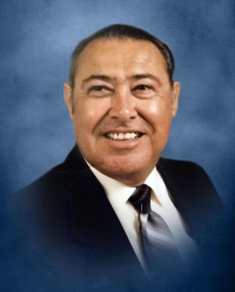 Robert "Beto" Torres