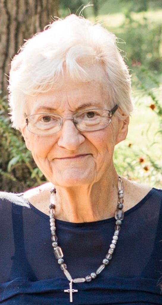 Alice Robinson Profile Photo