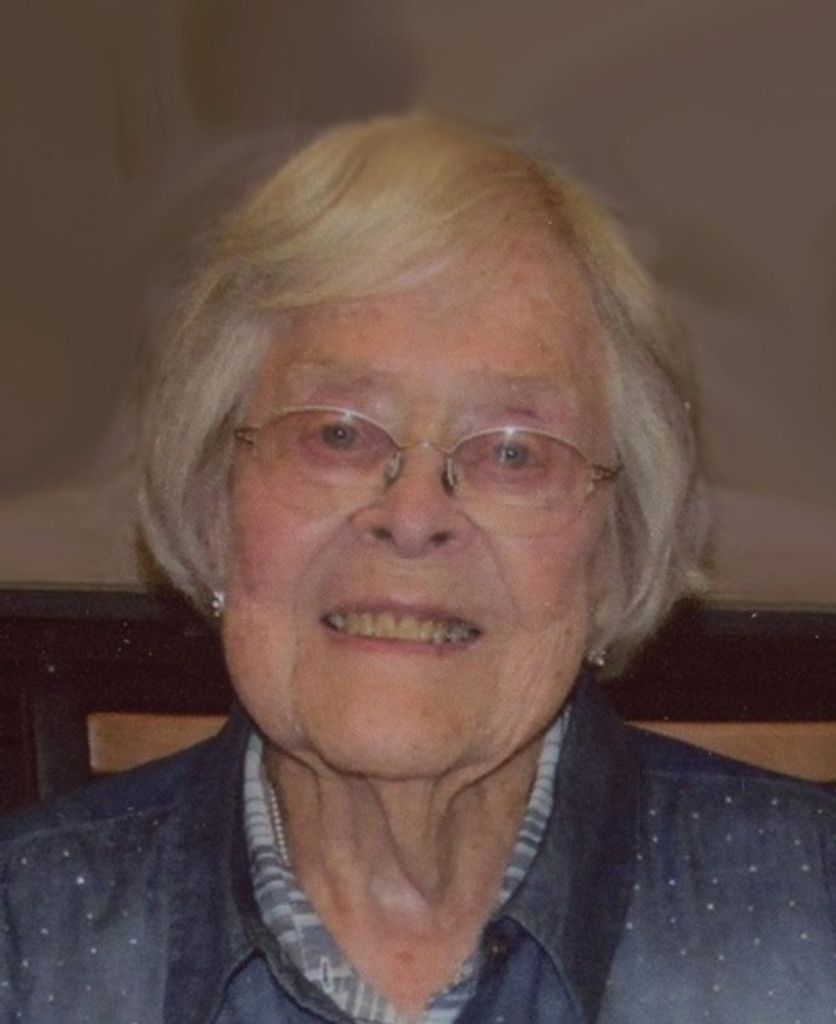 Ruth Ann Nilhas Profile Photo