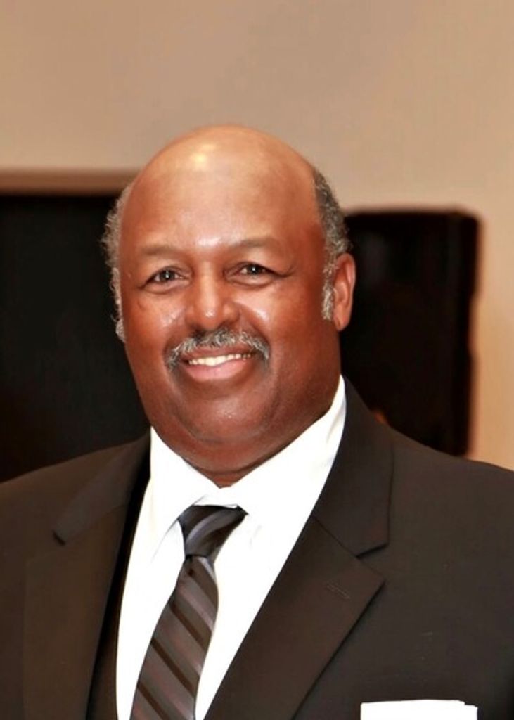 Robert Earl Traylor Sr. Profile Photo
