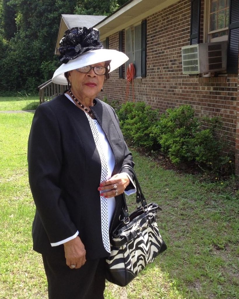 Mary Elizabeth Carr Profile Photo