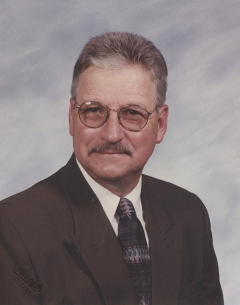 Robert Elliott Steele Profile Photo
