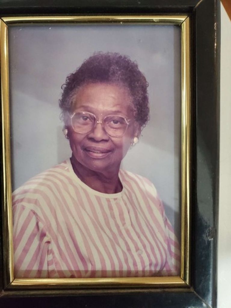 Mrs. Evelyn Adams Profile Photo