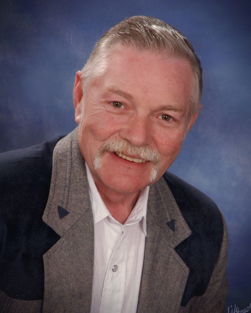 Thomas Warga Profile Photo