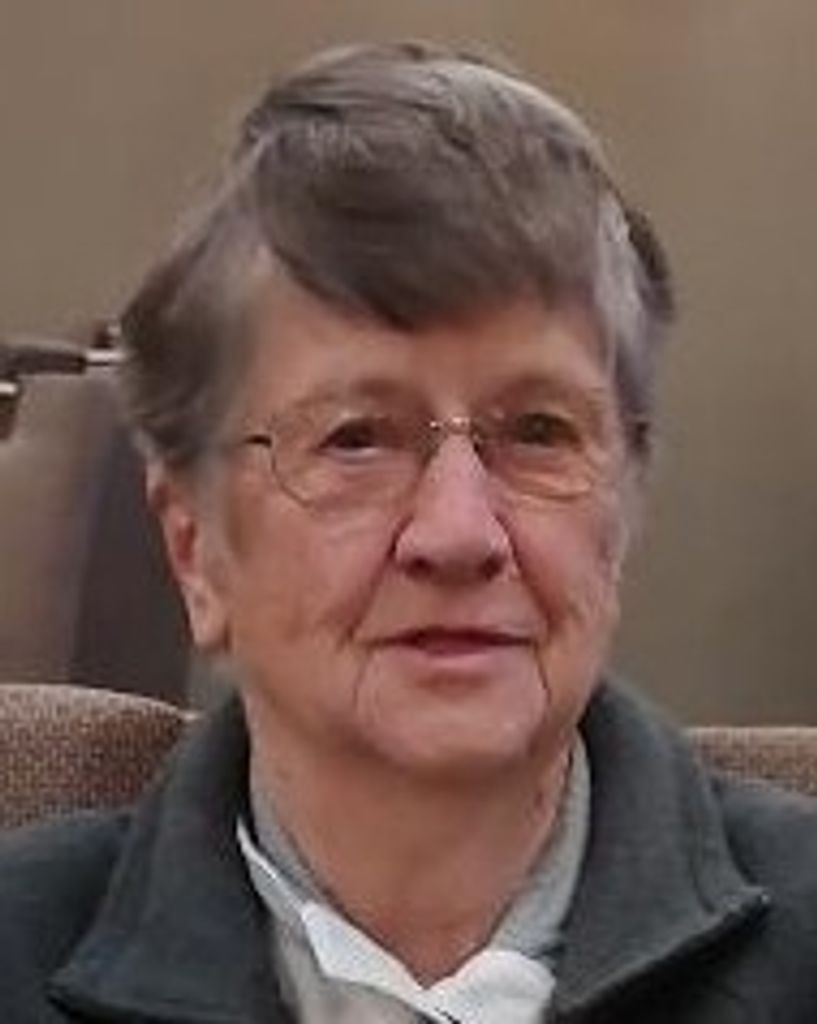 Evelyn Finis