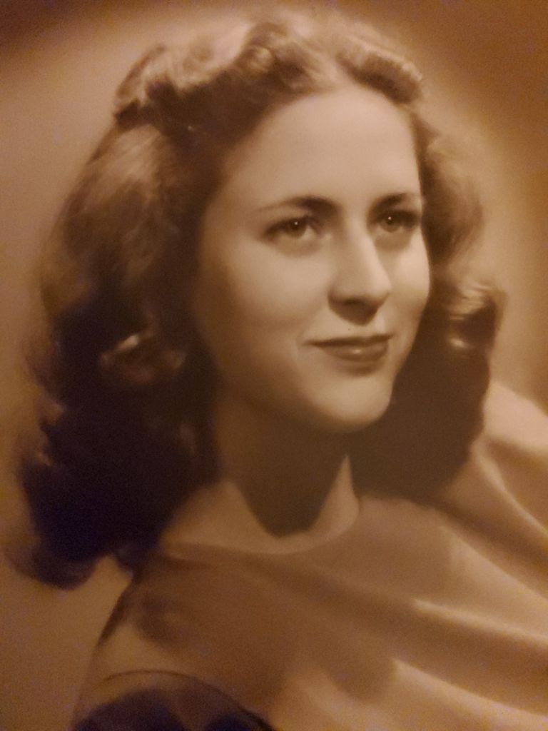 Leah T. Roberts