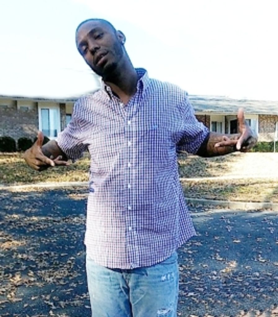 Valtrez Lomax