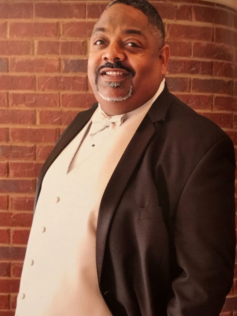Garthfield Gunn, Jr. "Speedy"