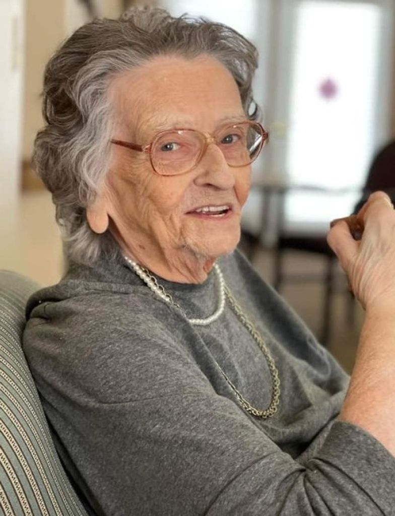 Linda Ann (Bielli)  Iverson