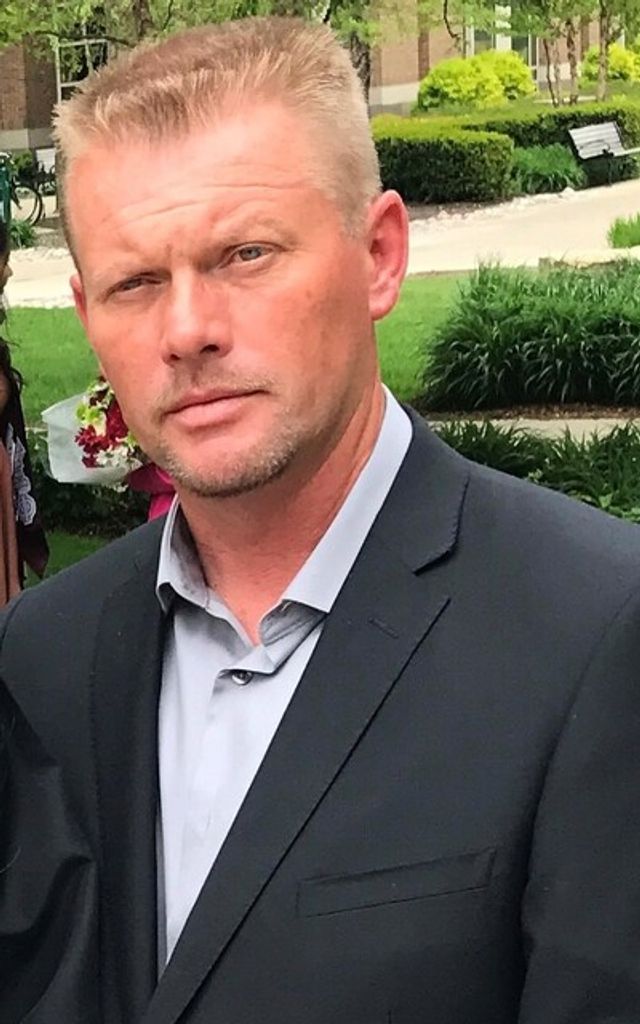 Robert Jan Mozdzynski Profile Photo
