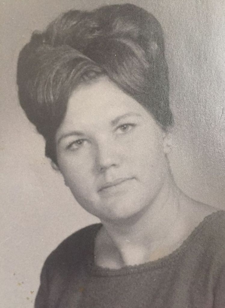 Janet Lee Brown Profile Photo