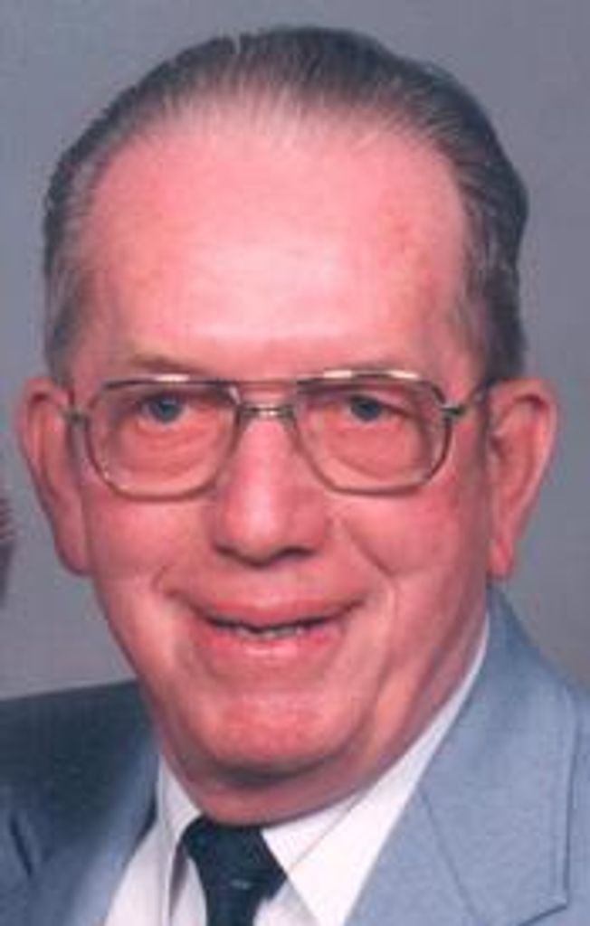 Lloyd W. Deaver