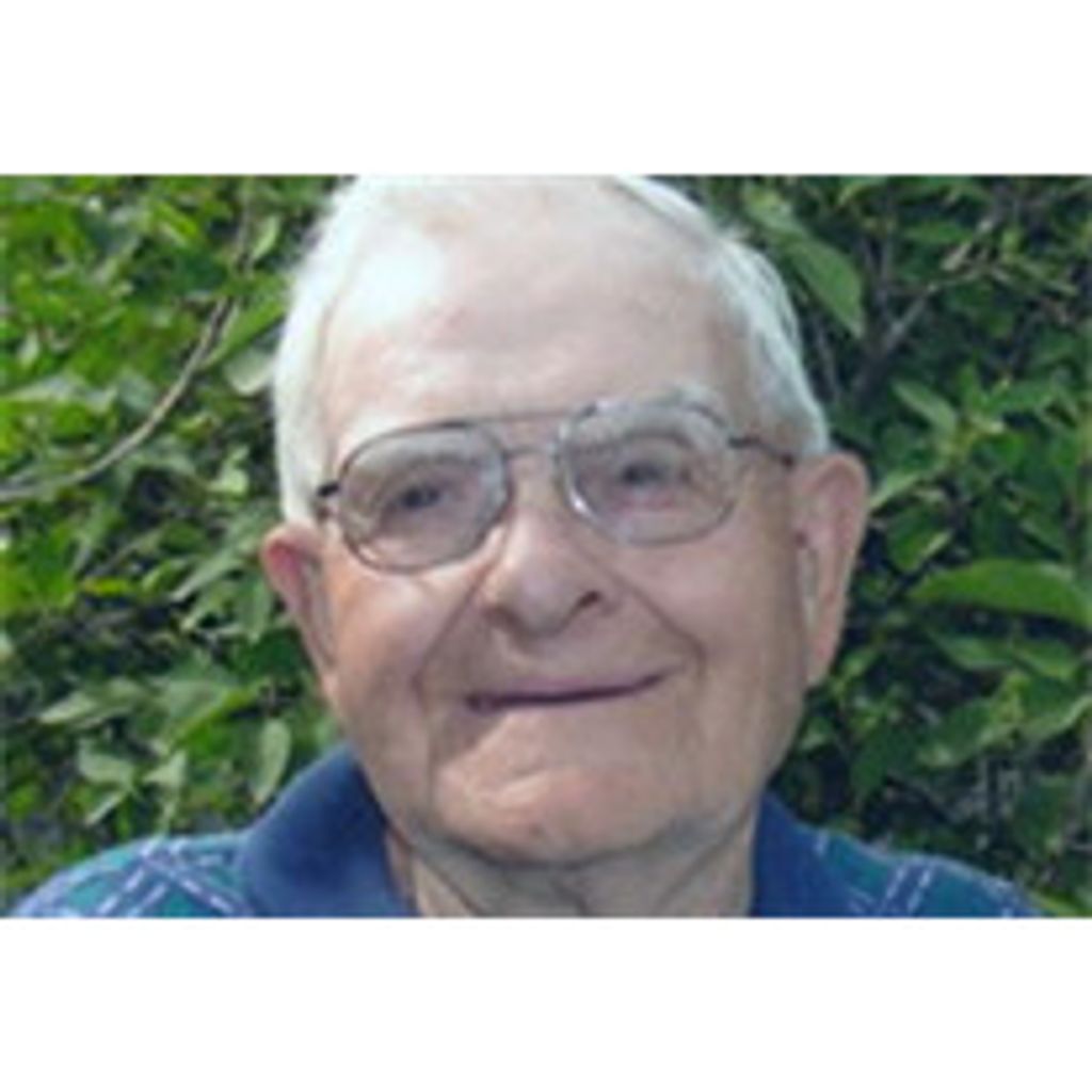 Vernon (Smokey) Larson Profile Photo
