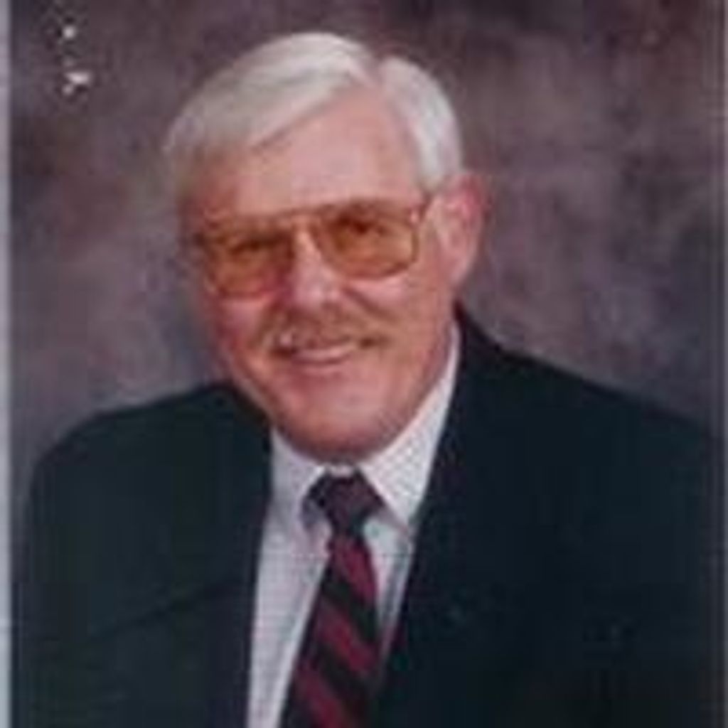 Bruce J. Kienapfel, Ea. D.