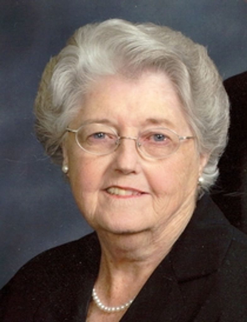 Lucy (Lynn)  Waddell