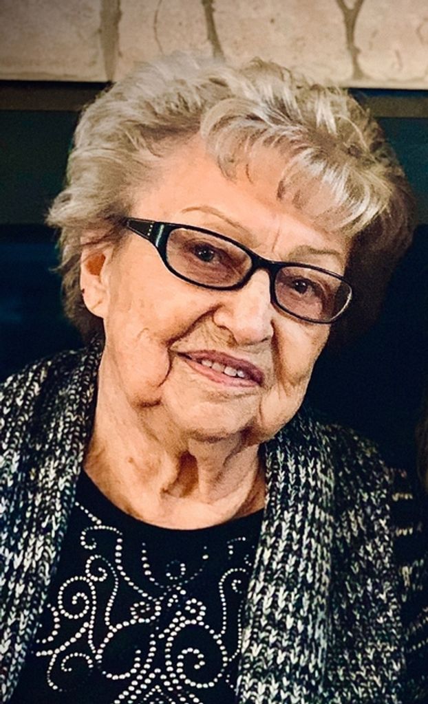 Julia Pauline Kmiec Profile Photo