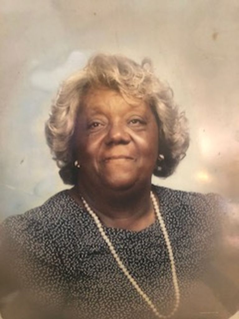 Gladys Sirmones