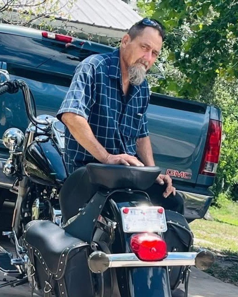 Erwin Wayne Ullrich Profile Photo