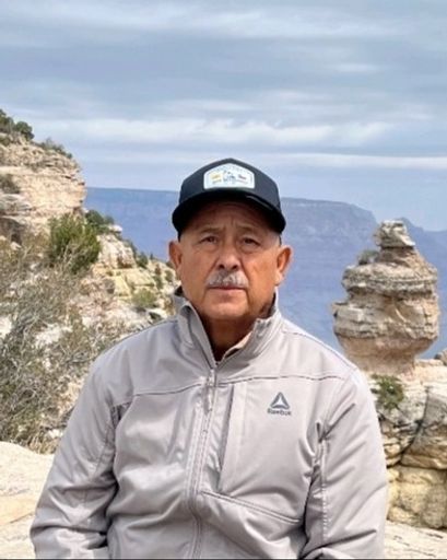 Christopher Flores's obituary image