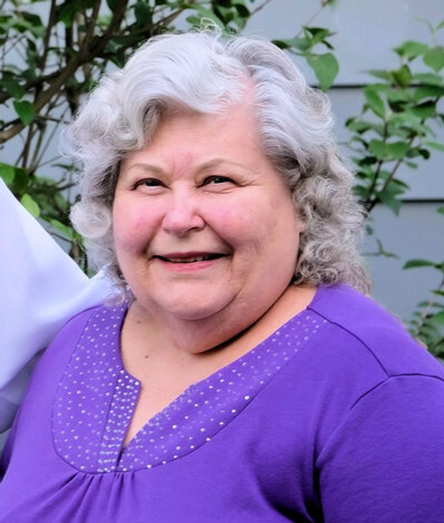 Gloria L Popek Profile Photo